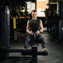 E7033 Гребная тяга. Горизонтальный блок. Стек 110 кг