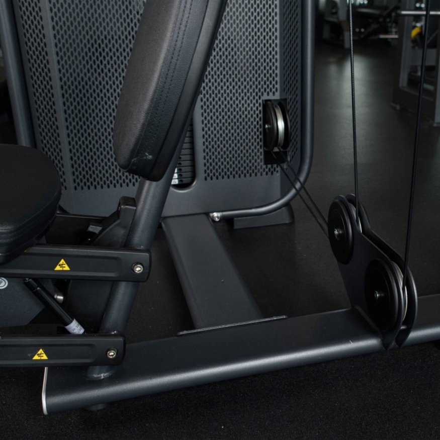 E7006 Жим от плеч. Стек 135 кг