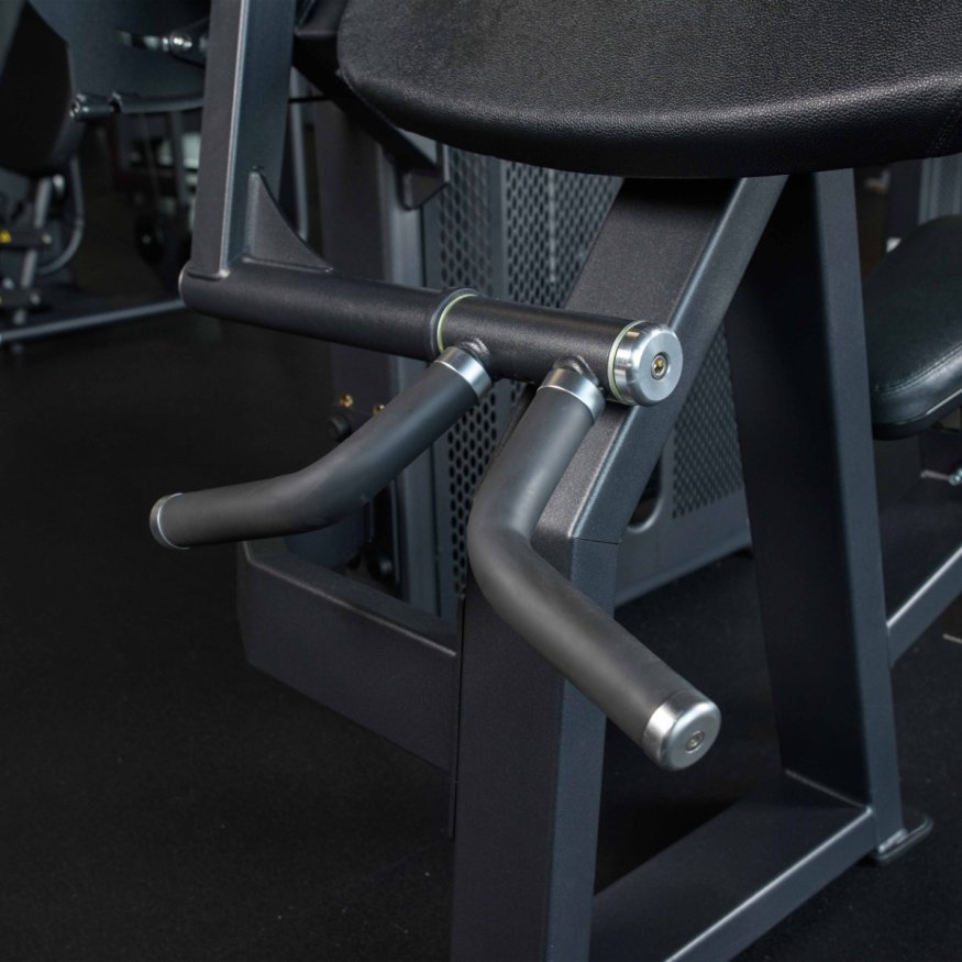 U3030D (E5030) Бицепс-машина сидя. Стек 105 кг