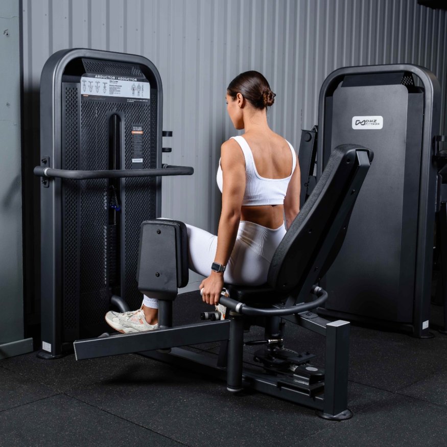 U3021D (E5089) Сведение/Разведение ног сидя. Стек 95 кг