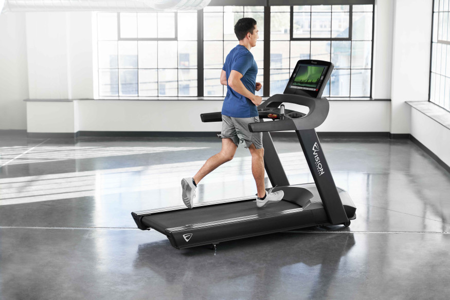 Vision. Беговая дорожка. Консоль - сенсорный экран диагональю 22 дюйма. Модель T600E-02.