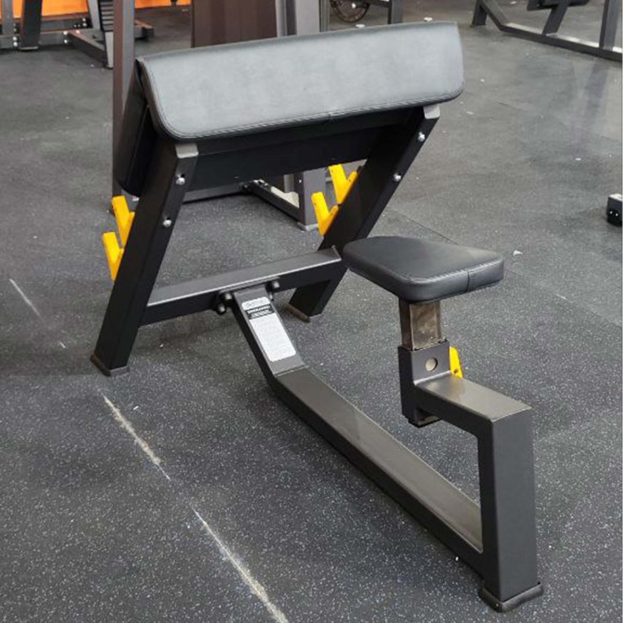 A3044 Скамья для бицепса с сиденьем. Скамья Скотта