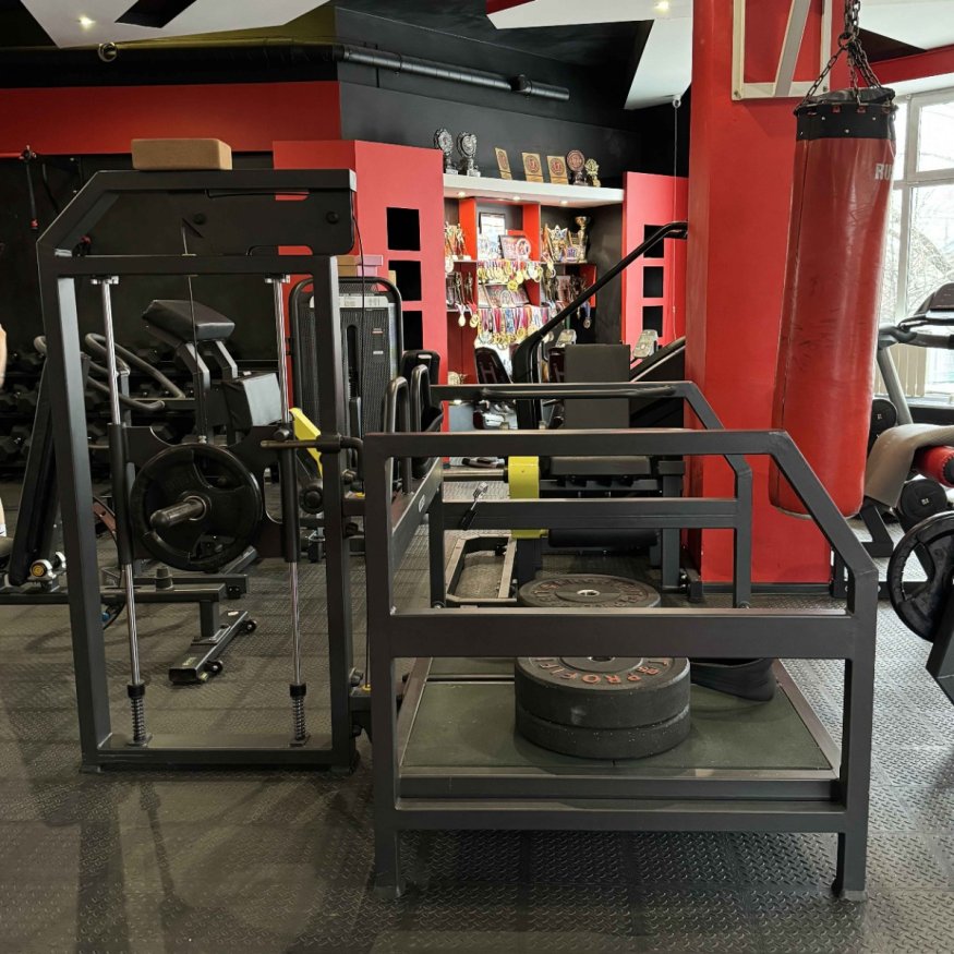 A3067 Приседания с поясом