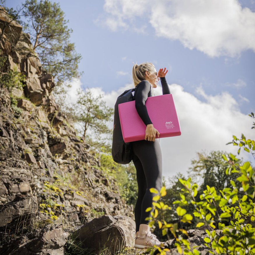 Балансировочная подушка AIREX Balance Pad Plus Elite розовый