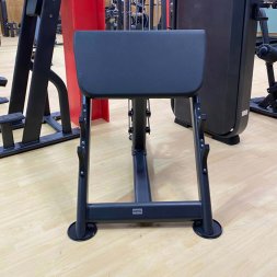 U2044 Скамья для бицепса с сиденьем. Скамья Скотта