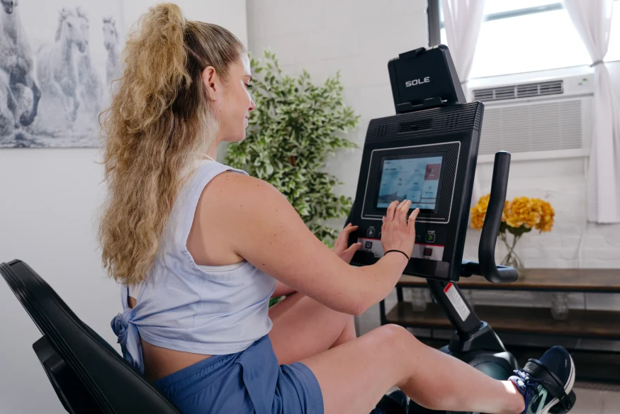 Горизонтальный велотренажер Sole LCR (2023)