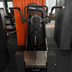 U3011C (E3011) Отведение/приведение ног стоя. Махи ногами. Стек 94 кг