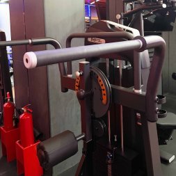 U3011C (E3011) Отведение/приведение ног стоя. Махи ногами. Стек 94 кг