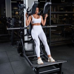 U2065 Приседание