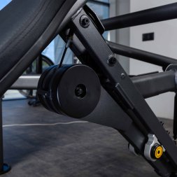 U2006 Жим от плеч. Стек 140 кг