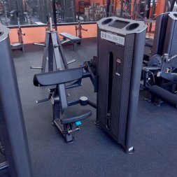 U2030 Бицепс-машина сидя. Стек 110 кг