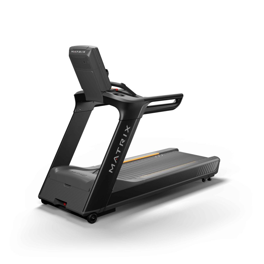  Matrix Fitness Беговая дорожка Performance Plus с консолью GT LED