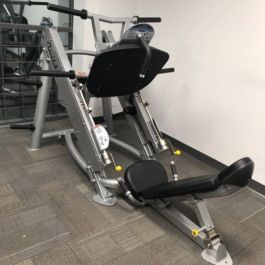 Наклонный жим ногами HOIST CF-3355 черный