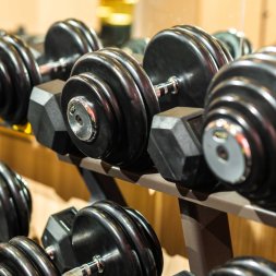 Гантельный ряд BASIC (шаг 2,5 кг, 10 пар) PROFI-FIT 27,5-50 кг