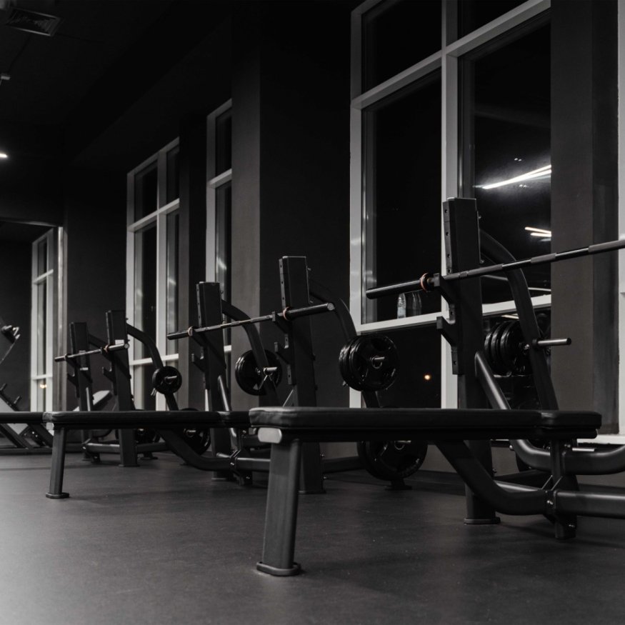 E7043 Скамья-стойка для жима штанги лежа