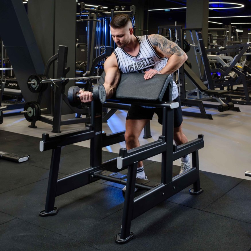 E7044 Скамья для бицепса. Скамья Скотта