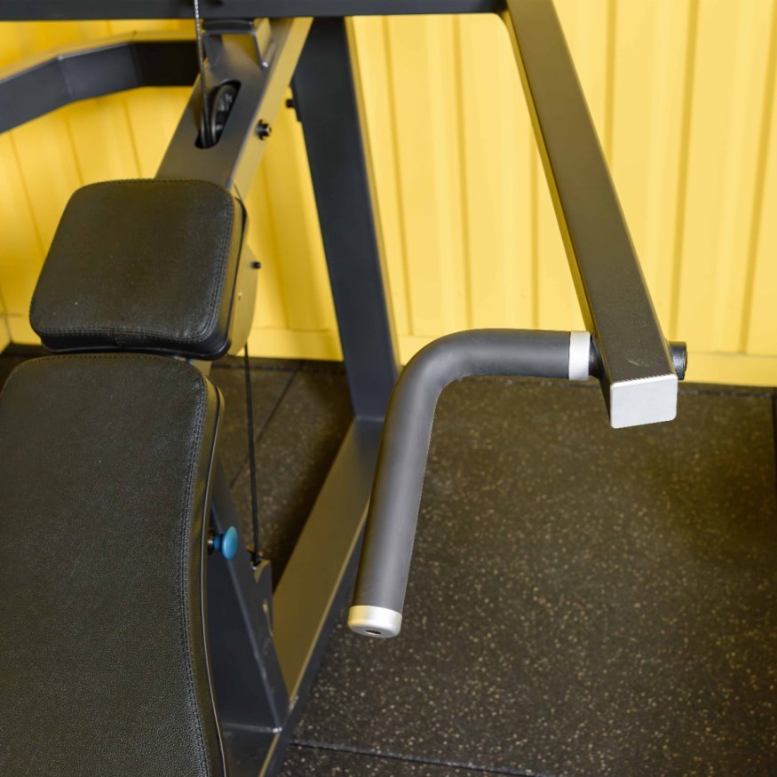 U3013D (E5013) Наклонный грудной жим. Стек 109 кг